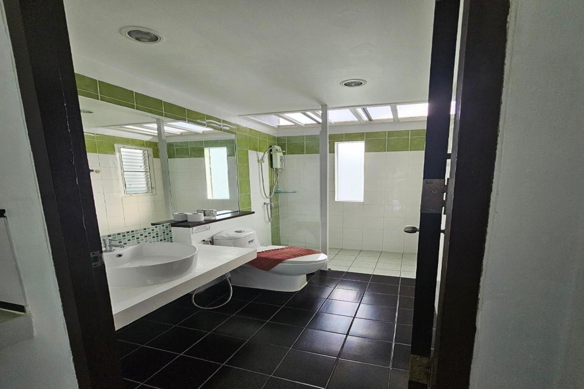 The One Cozy Vacation Residence Sha Hotel Chalong Luaran gambar